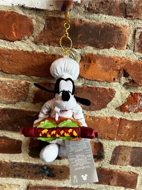 Disney Parks 2026 Food & Wine Chef Goofy Hot Dog Plush Keychain Bag Charm NEW